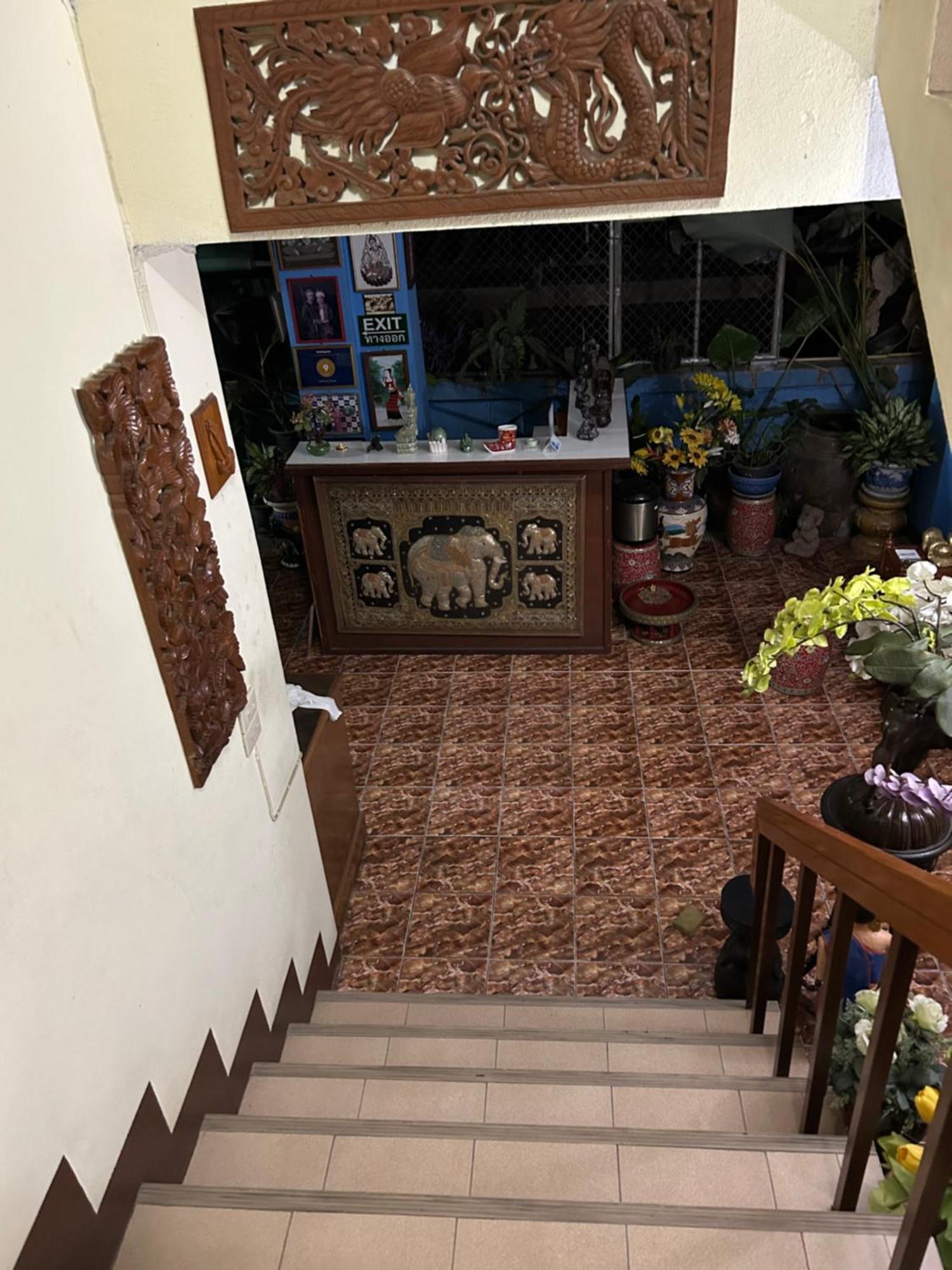 Saithong House Hostel Chiang Mai Bagian luar foto