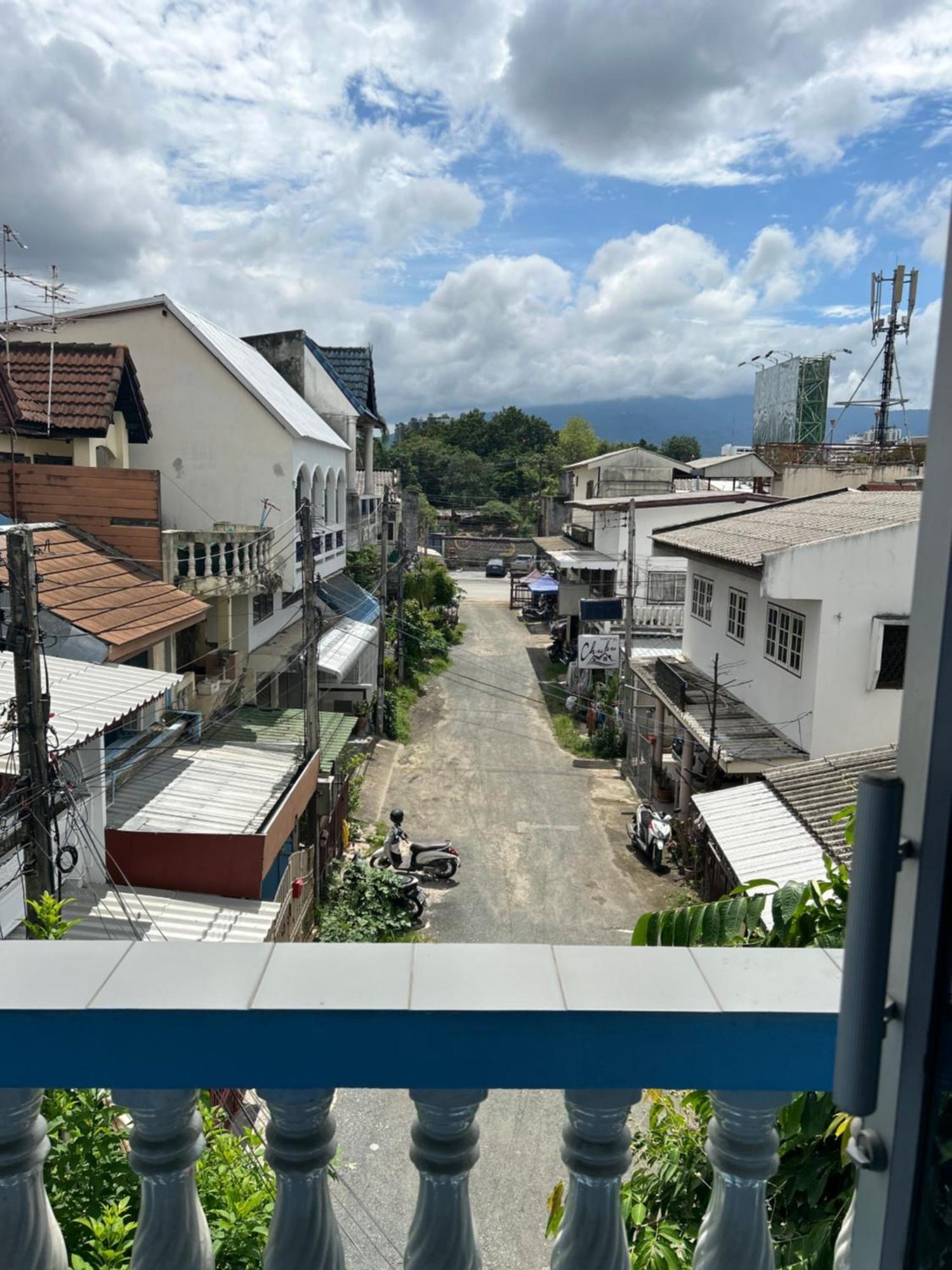 Saithong House Hostel Chiang Mai Bagian luar foto