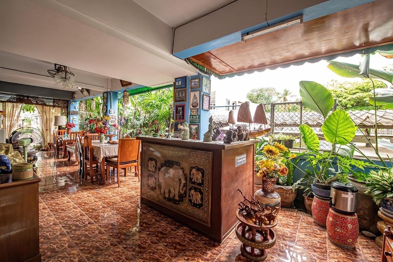 Saithong House Hostel Chiang Mai Bagian luar foto